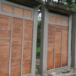 A place where people who visited the Slave River can sign once they have returned